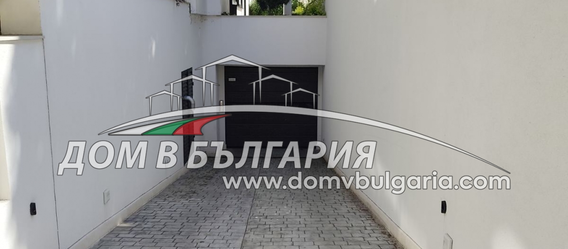 ДО ХОТЕЛ "ГРАФИТИ" -- СГРАДА КОМБИНА -- ПОДЗЕМНО ПАРКОМЯСТО --